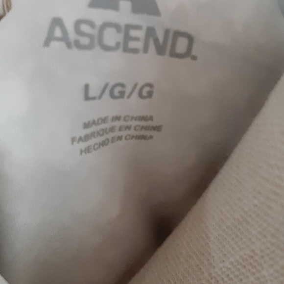 Zip up ASCEND zip up Jacket with hood - Picture 4 of 6